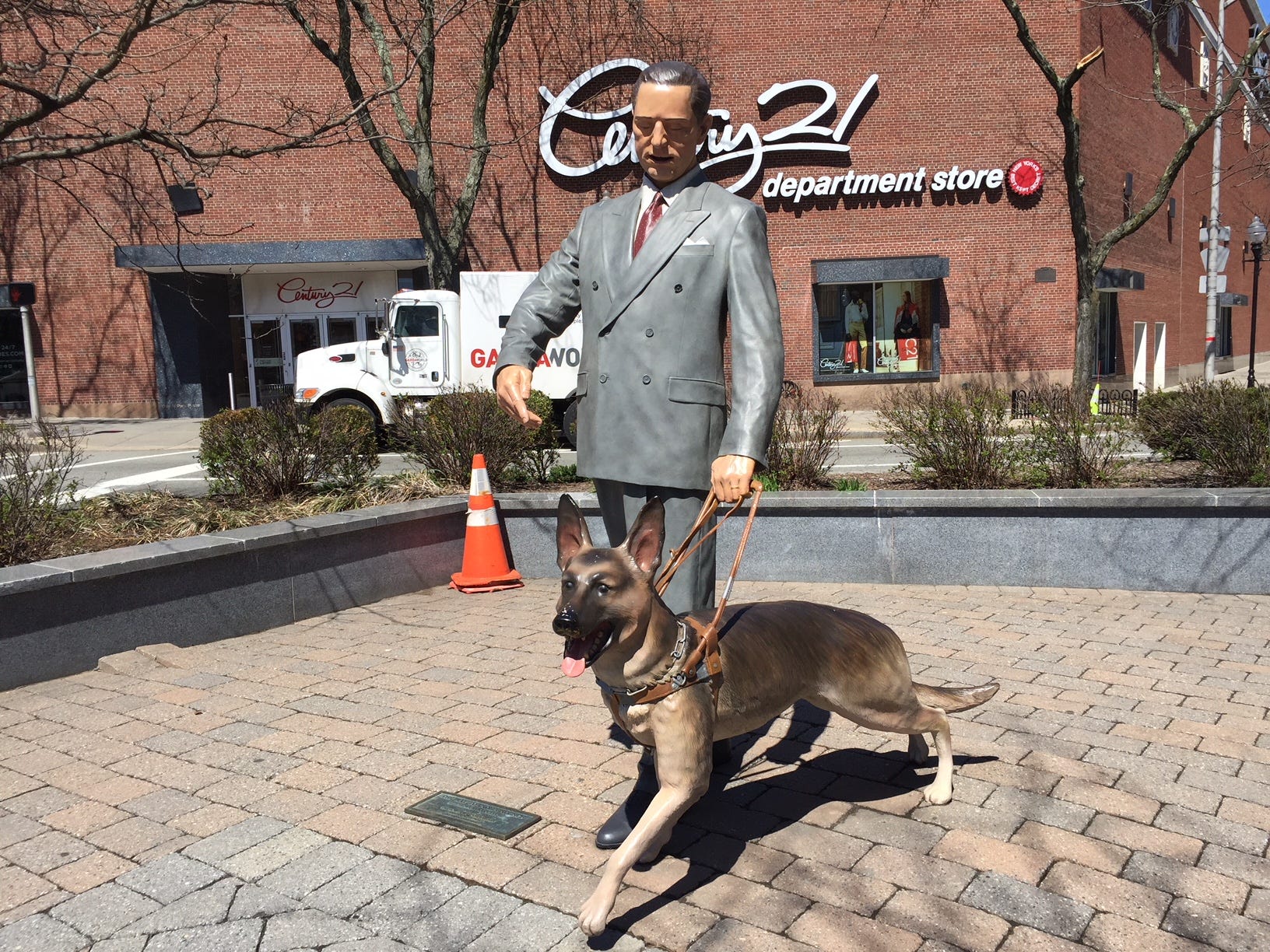 century 21 outlet nj